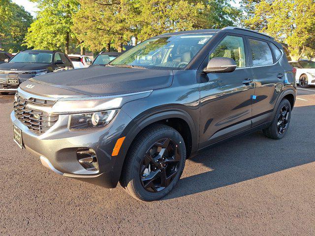 Photo of 2026 Gravity Gray Kia Seltos