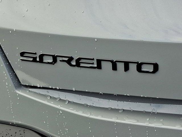 Photo of 2025 Wolf Gray Kia Sorento