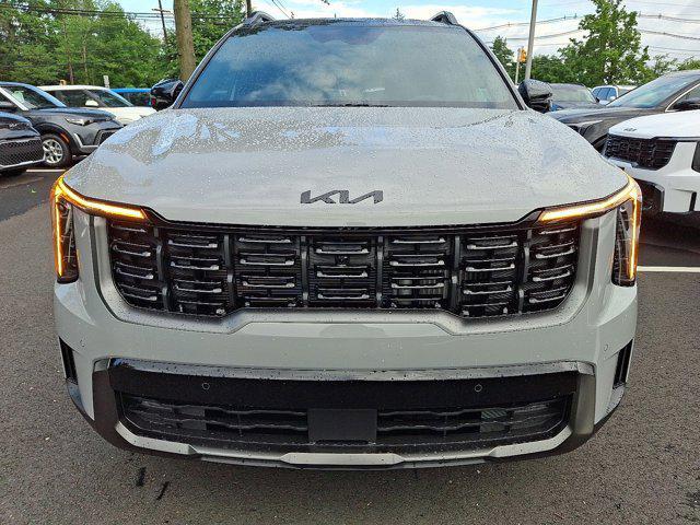 Photo of 2025 Wolf Gray Kia Sorento