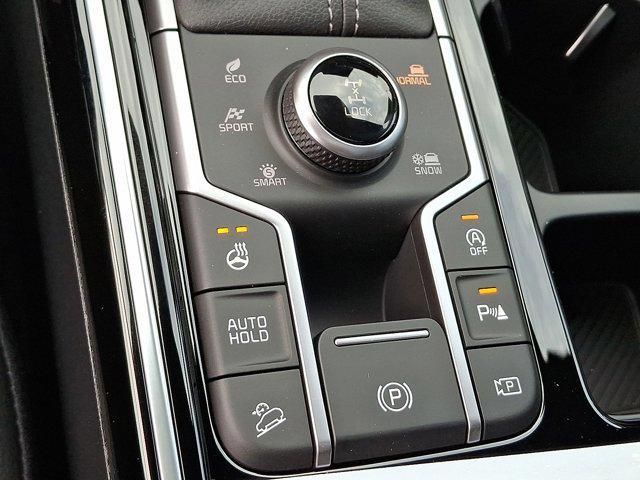 Photo of 2025 Wolf Gray Kia Sorento