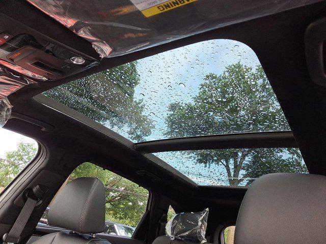 Photo of 2025 Wolf Gray Kia Sorento
