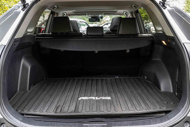 Photo of 2019 Silver Toyota RAV4 Hybrid