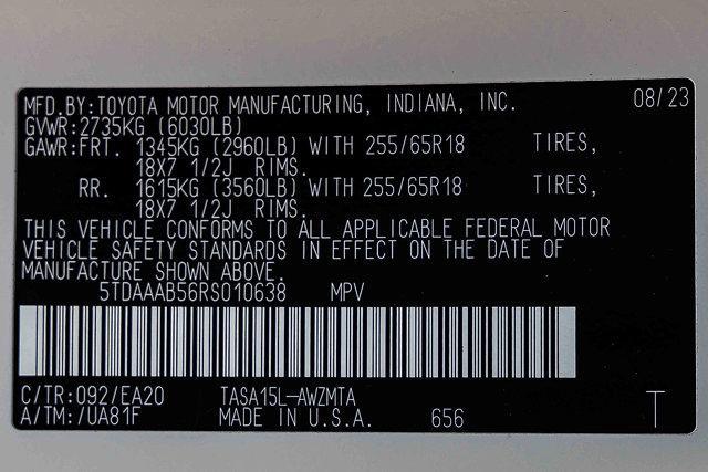 Photo of 2024 White Toyota Grand Highlander