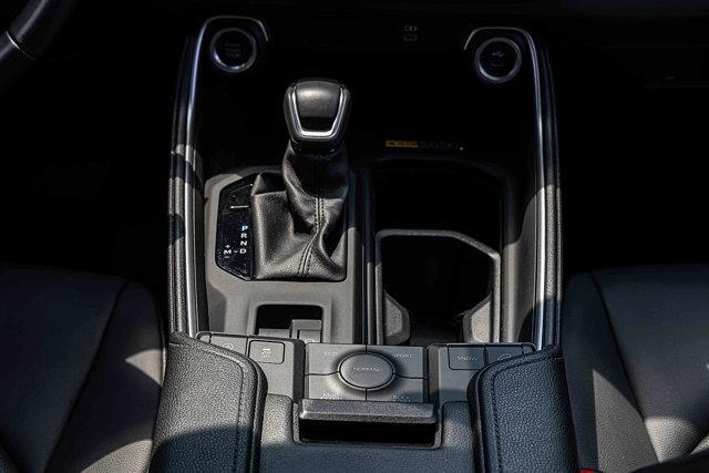 Photo of 2024 White Toyota Grand Highlander