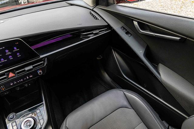 Photo of 2024 Runway Red Kia Niro EV