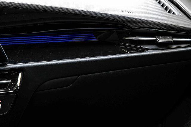 Photo of 2024 Runway Red Kia Niro EV