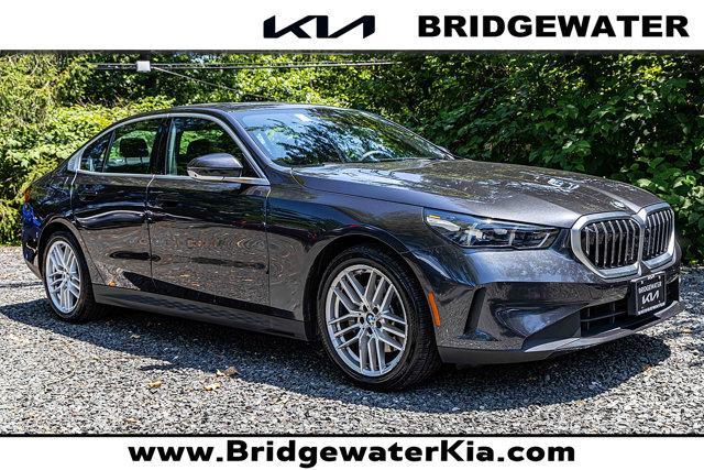 2025 BMW 530