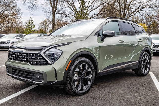 Photo of 2023 Jungle Green Kia Sportage