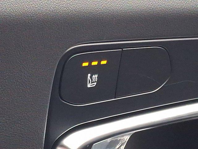 Photo of 2025 Currant Red Kia K4