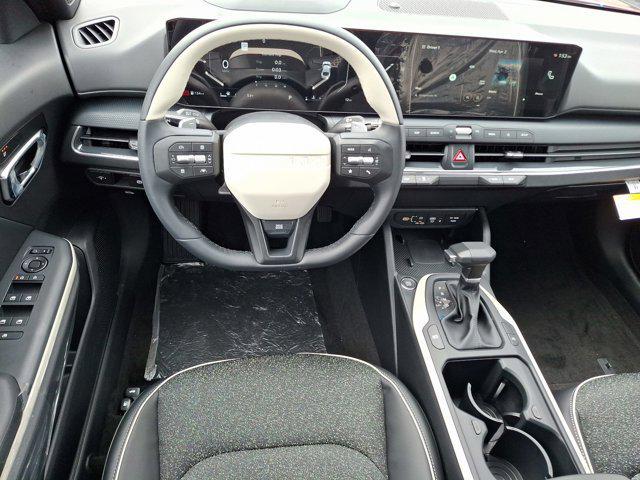 Photo of 2025 Currant Red Kia K4