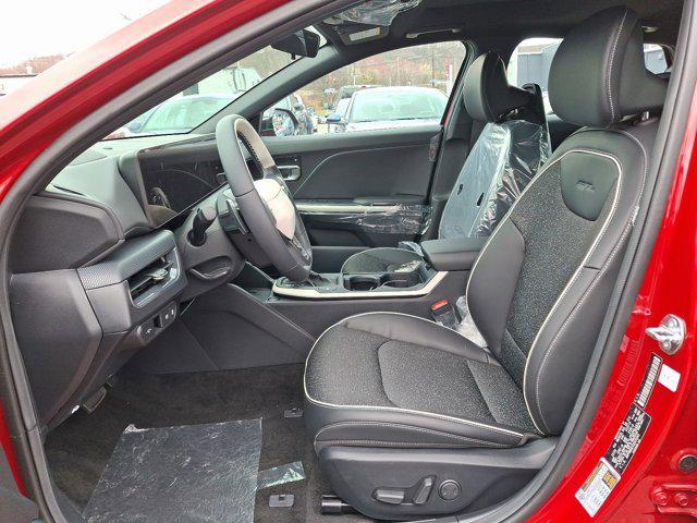 Photo of 2025 Currant Red Kia K4
