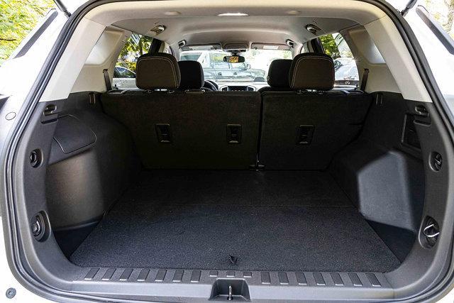 Photo of 2022 Summit White GMC Terrain
