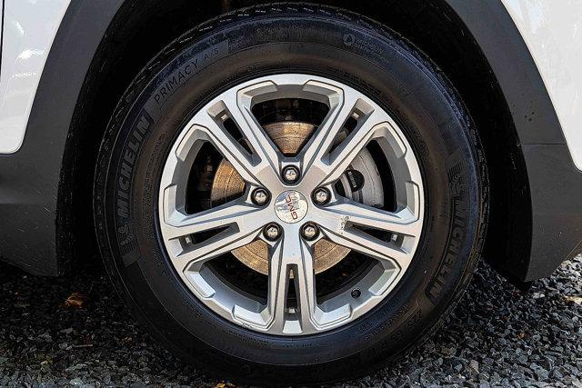 Photo of 2022 Summit White GMC Terrain