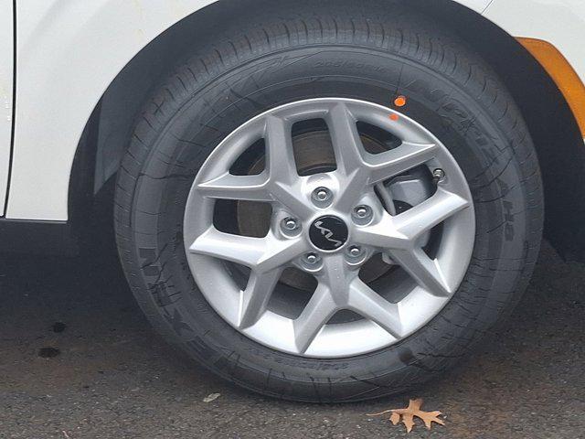 Photo of 2025 Snow White Pearl Kia Soul