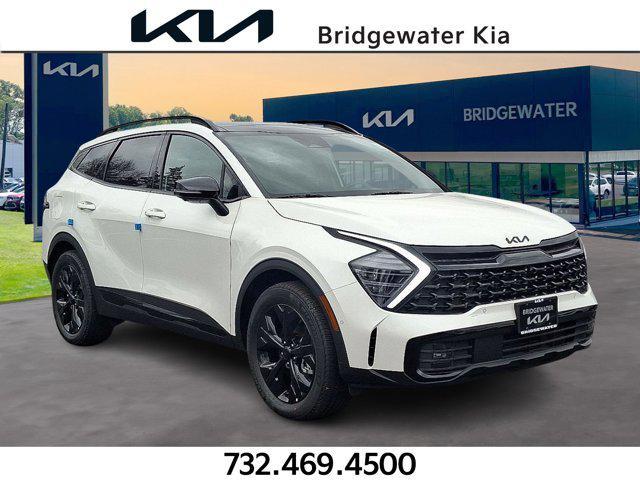 Photo of 2025 Snow White Pearl Kia Sportage