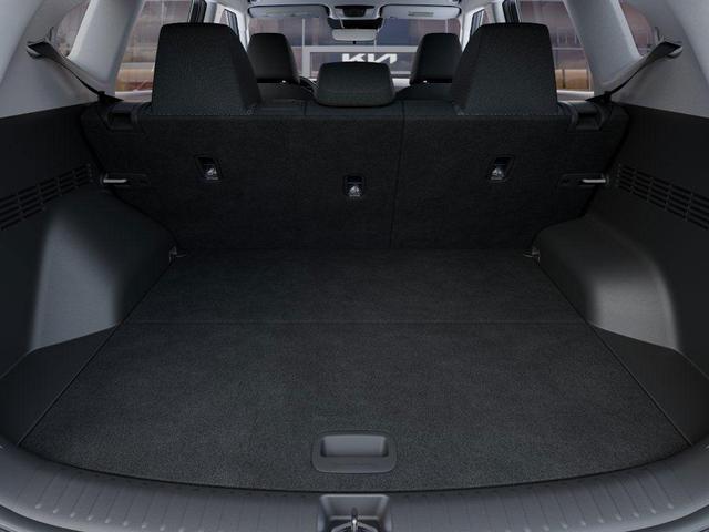 Photo of 2025 Snow White Pearl Kia Seltos