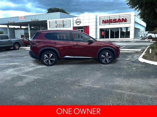 Photo of 2022 Scarlet Ember Nissan Rogue