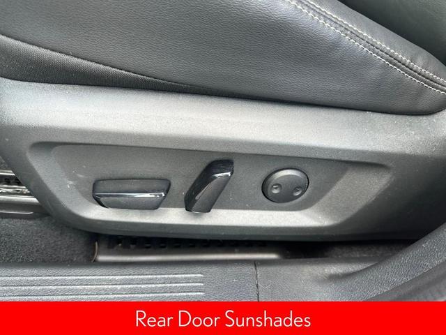 Photo of 2022 Scarlet Ember Nissan Rogue