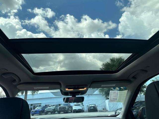 Photo of 2022 Scarlet Ember Nissan Rogue