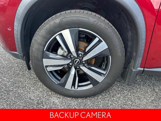 Photo of 2022 Scarlet Ember Nissan Rogue