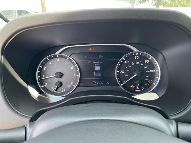 Photo of 2026 Glacier White Nissan Frontier