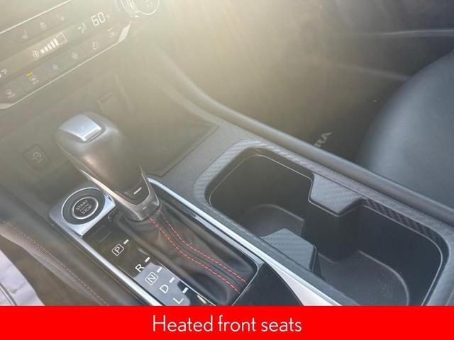 Photo of 2025 White Nissan Sentra
