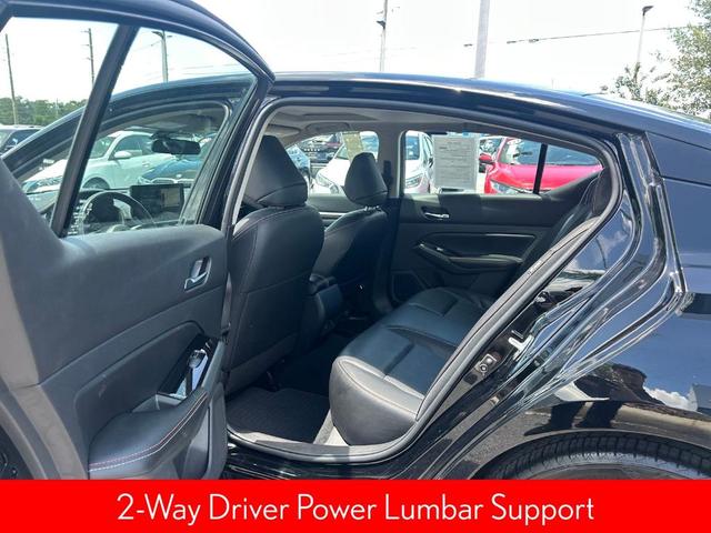 Photo of 2024 Black Nissan Altima