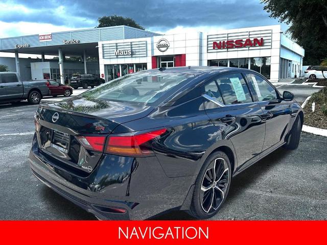 Photo of 2024 Black Nissan Altima