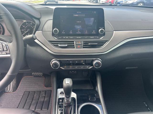 Photo of 2025 Gray Sky Pearl Nissan Altima