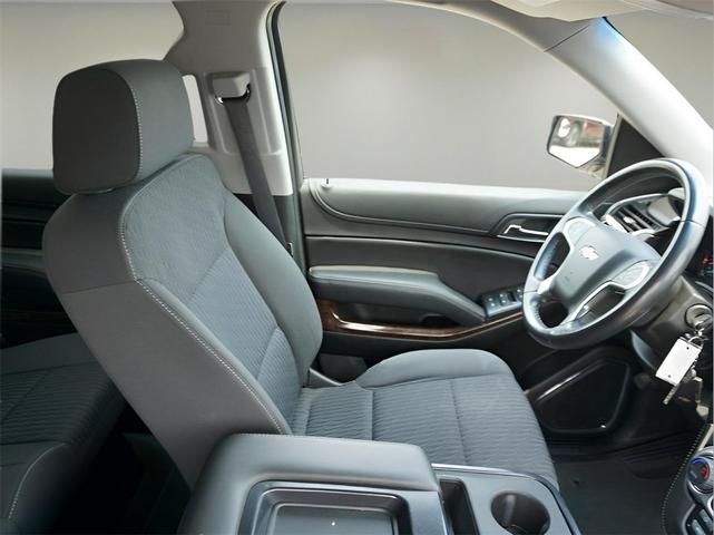 Photo of 2018 Pepperdust Metallic Chevrolet Tahoe