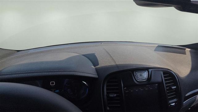 Photo of 2018 Gloss Black Chrysler 300