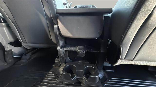 Photo of 2019 Oxford White Ford F-350