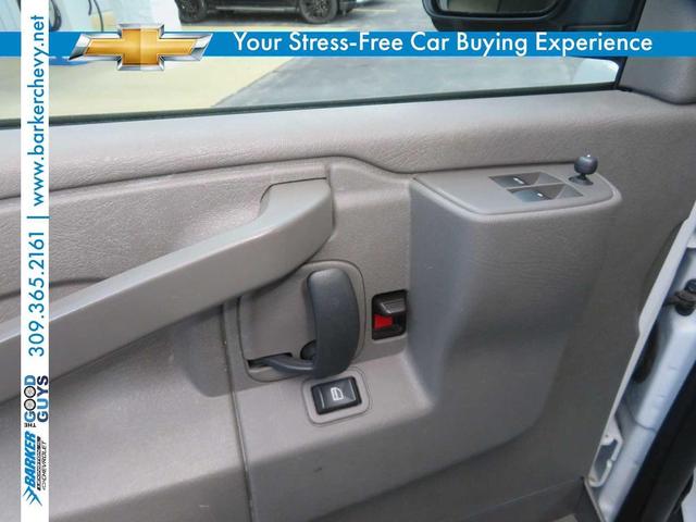 Photo of 2023 Summit White GMC Savana 2500