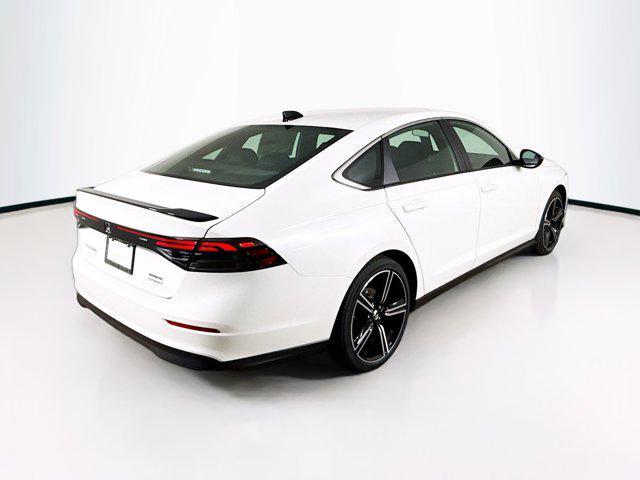 Photo of 2025 Platinum White Pearl Honda Accord Hybrid
