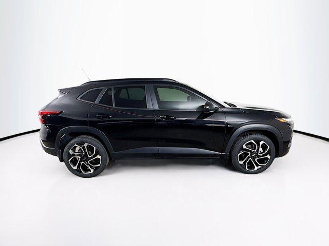 Photo of 2024 Mosaic Black Metallic Chevrolet Trax