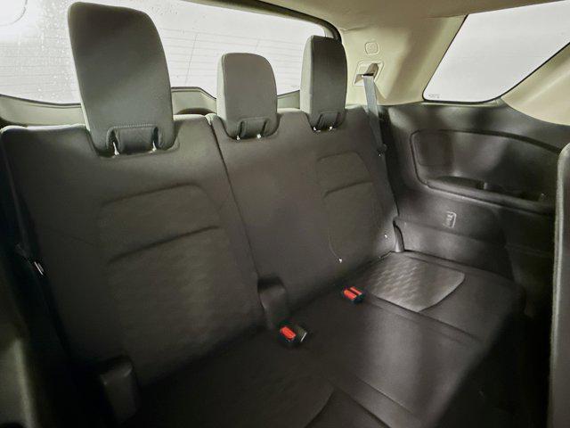 Photo of 2024 Super Black Nissan Pathfinder