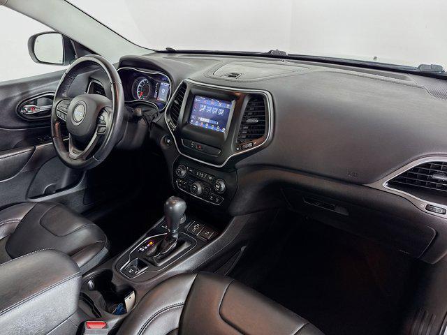 Photo of 2019 Billet Silver Metallic Clearcoat Jeep Cherokee