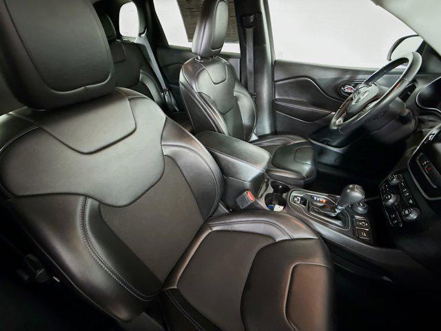 Photo of 2019 Billet Silver Metallic Clearcoat Jeep Cherokee