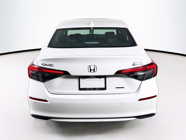 Photo of 2025 Platinum White Pearl Honda Civic Hybrid