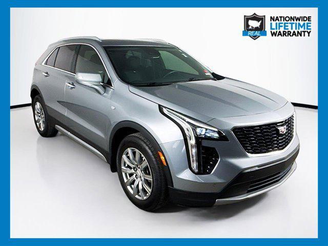 Photo of 2023 Argent Silver Metallic Cadillac XT4