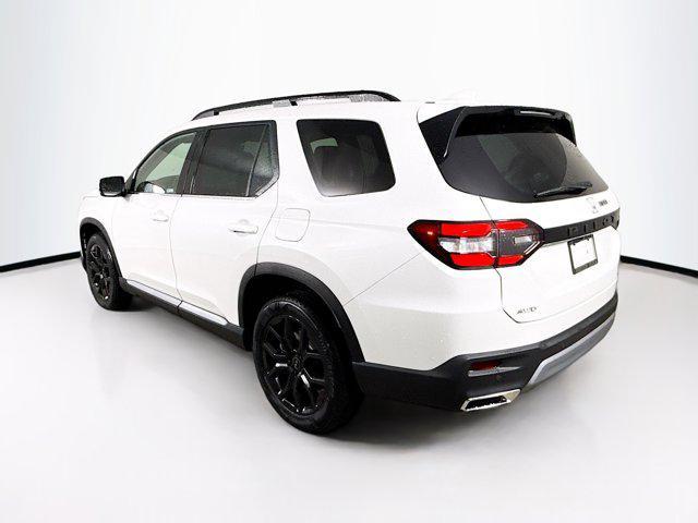 Photo of 2025 Platinum White Pearl Honda Pilot