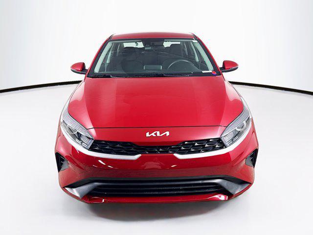 Photo of 2024 Currant Red Kia Forte