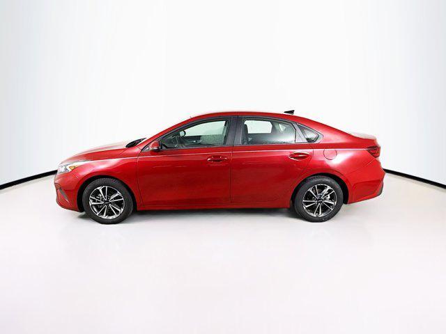 Photo of 2024 Currant Red Kia Forte