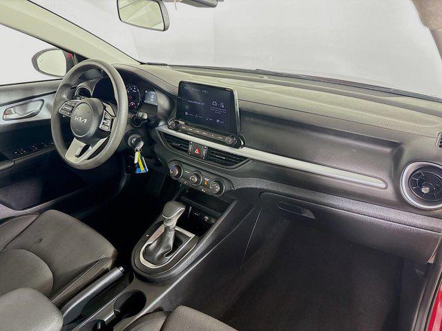 Photo of 2024 Currant Red Kia Forte