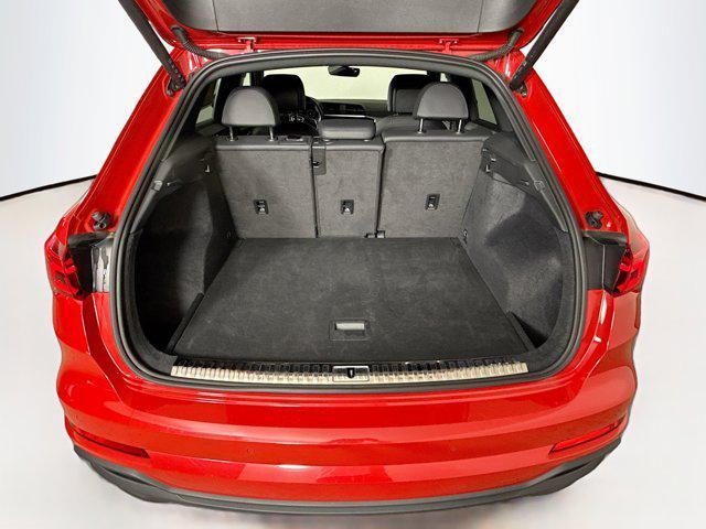 Photo of 2024 Red Audi Q3