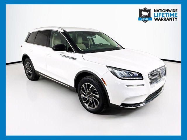 Photo of 2021 White Lincoln Corsair