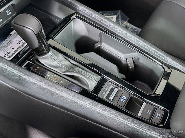 Photo of 2025 Solar Silver Metallic Honda Accord Hybrid