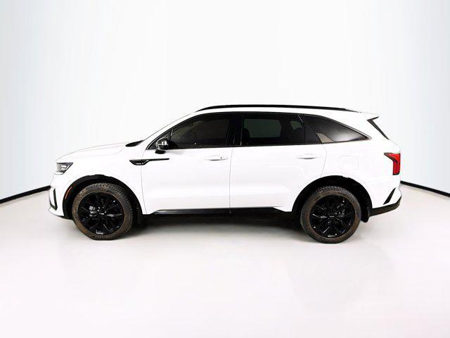 Photo of 2022 Glacial White Pearl Kia Sorento