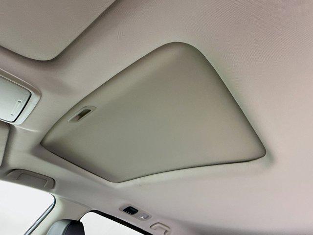 Photo of 2026 Platinum White Pearl Honda Odyssey