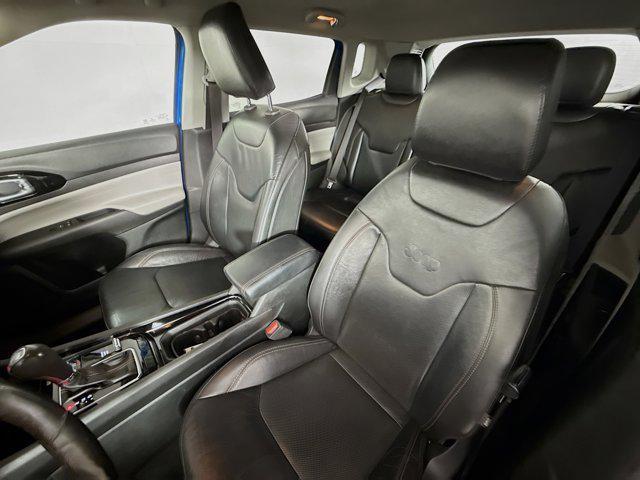 Photo of 2022 Laser Blue Pearlcoat Jeep Compass